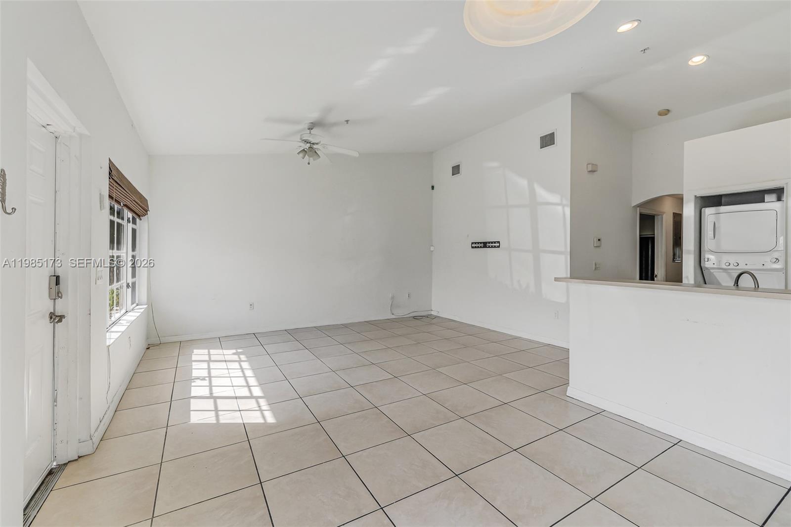 HOLLYWOOD RIDGE FARMS 2-6 - Residential