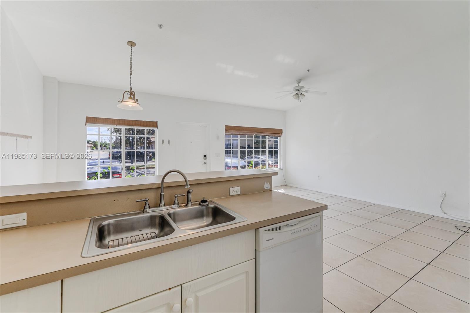 HOLLYWOOD RIDGE FARMS 2-6 - Residential