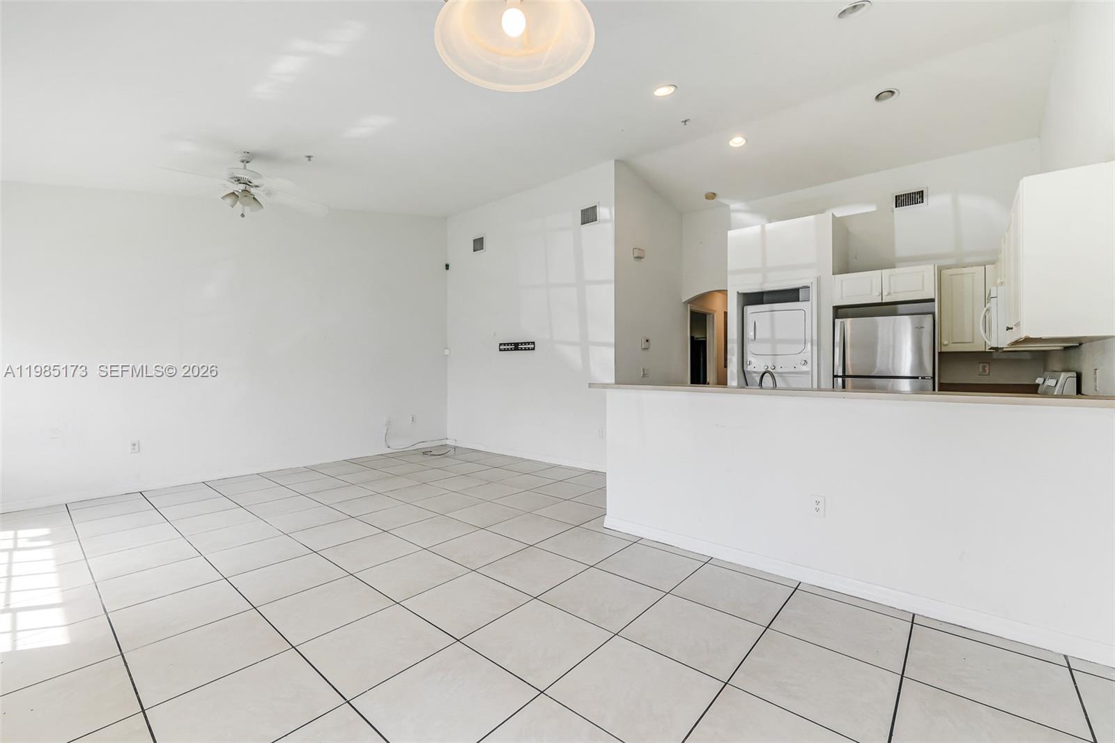 HOLLYWOOD RIDGE FARMS 2-6 - Residential