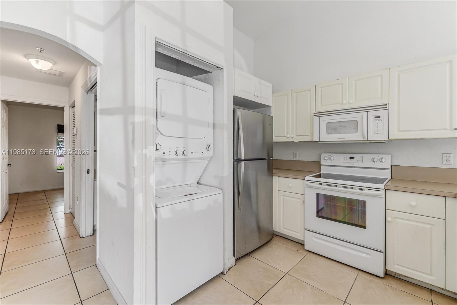 HOLLYWOOD RIDGE FARMS 2-6 - Residential