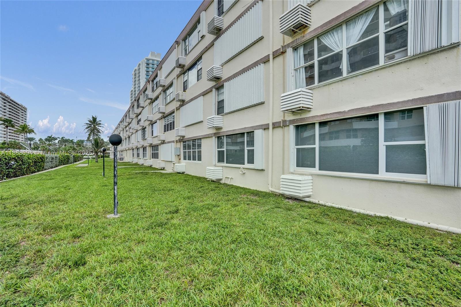 TAROMINA APTS CO-OP - Residential