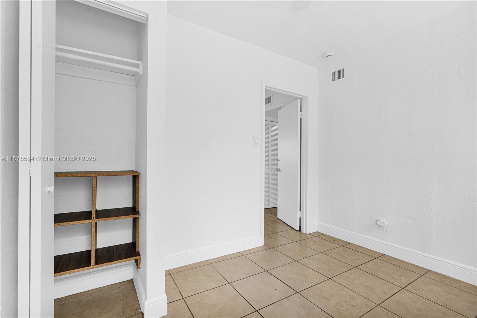 FLORAL HEIGHTS - Residential Lease