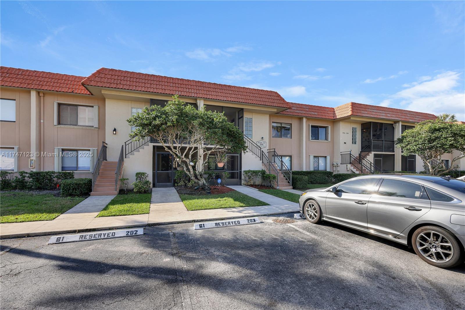Property for Sale at 398 Lakeview Dr 203, Weston, Broward County, Florida - Bedrooms: 2 
Bathrooms: 2  - $329,990