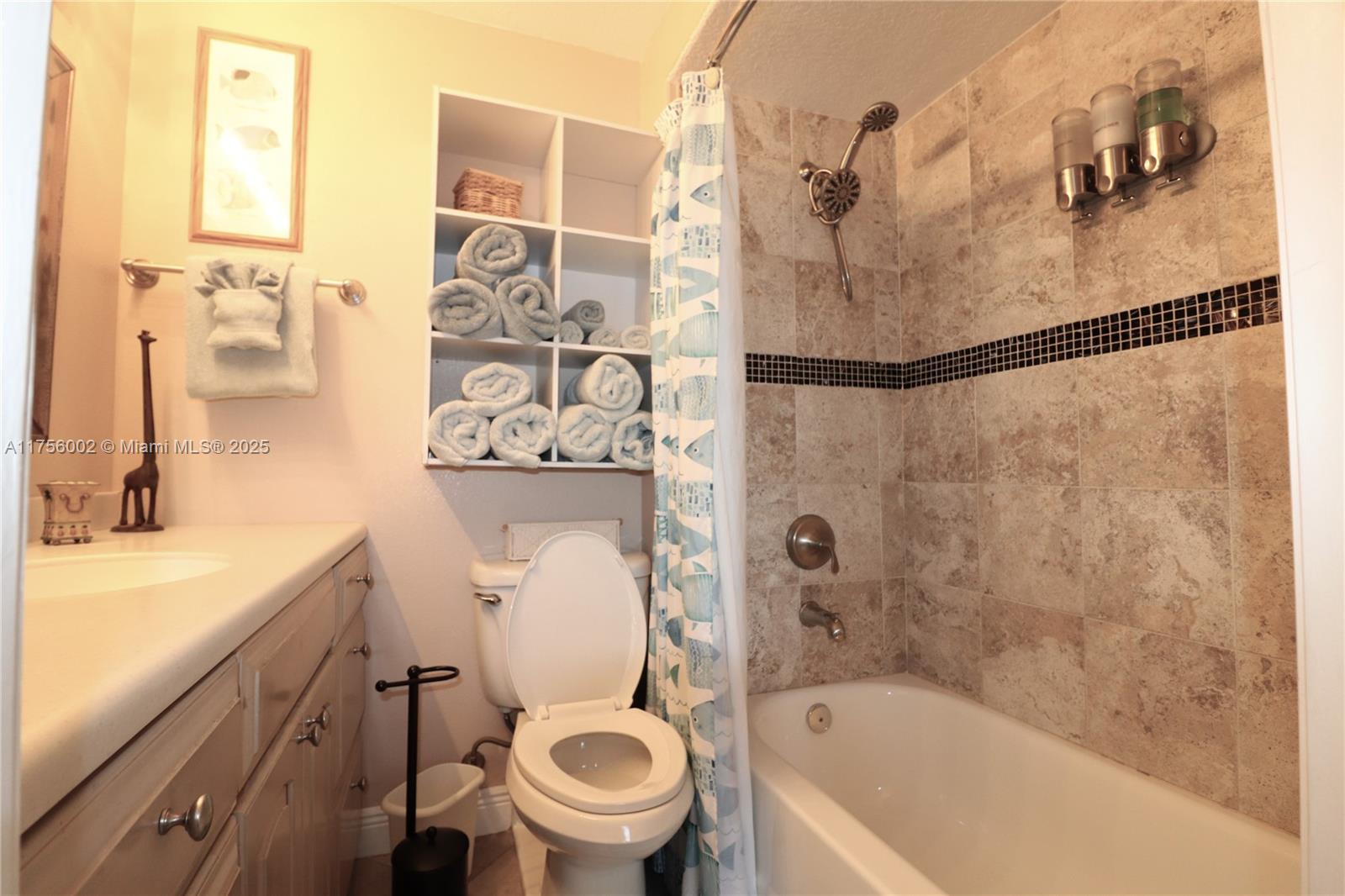 BOUGANVILLEA VILLAS CONDO - Residential