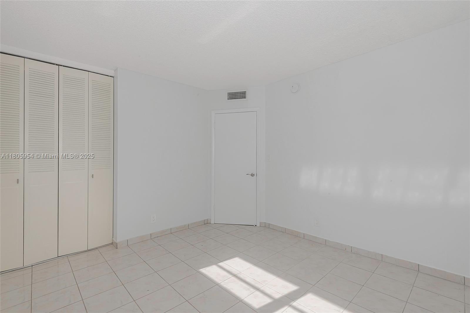 MELALEUCA GARDENS CONDO - Residential