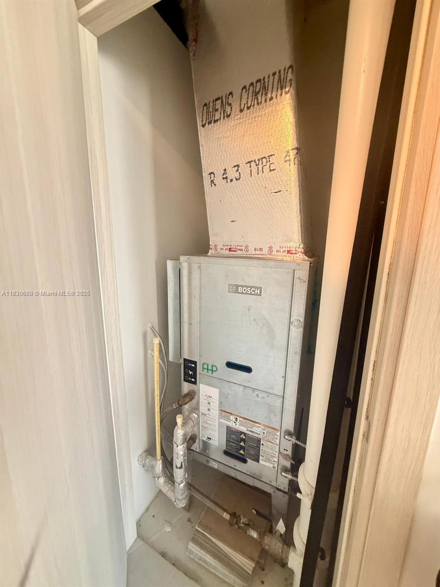 BRICKELL FLATIRON CONDO - Residential