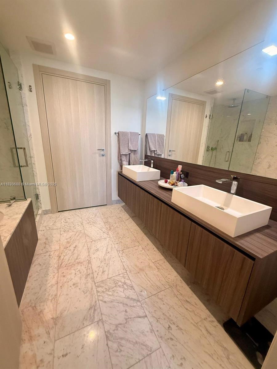 BRICKELL FLATIRON CONDO - Residential