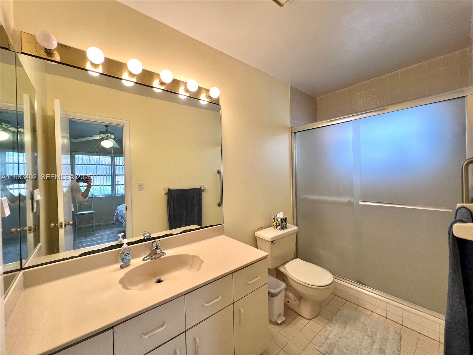 CORAL GABLES GRANADA SEC - Residential