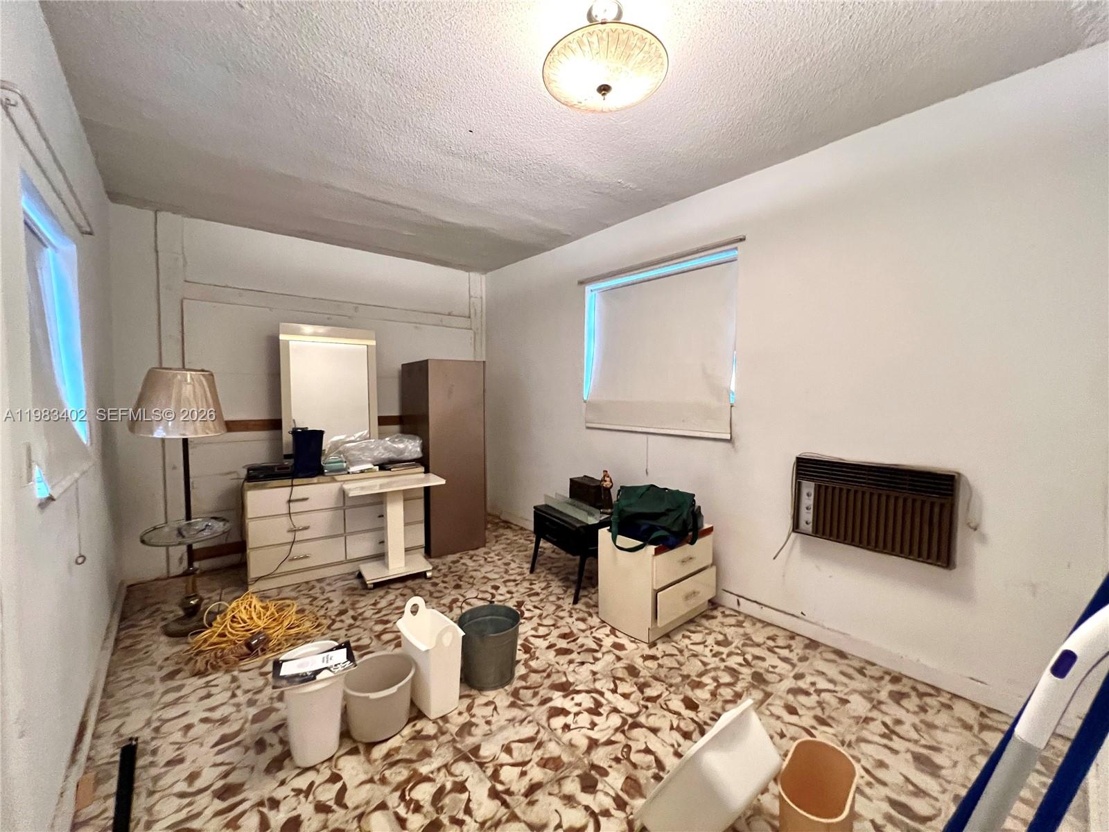 CORAL GABLES GRANADA SEC - Residential