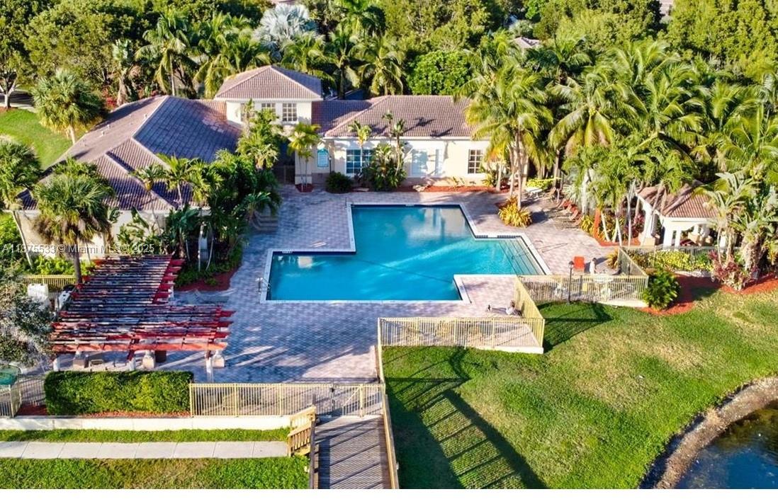 AVENTINE AT MIRAMAR CONDO - Residential