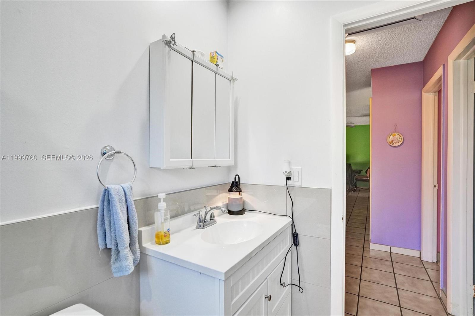 KENDALE LAKES WEST TOWNHO - Residential