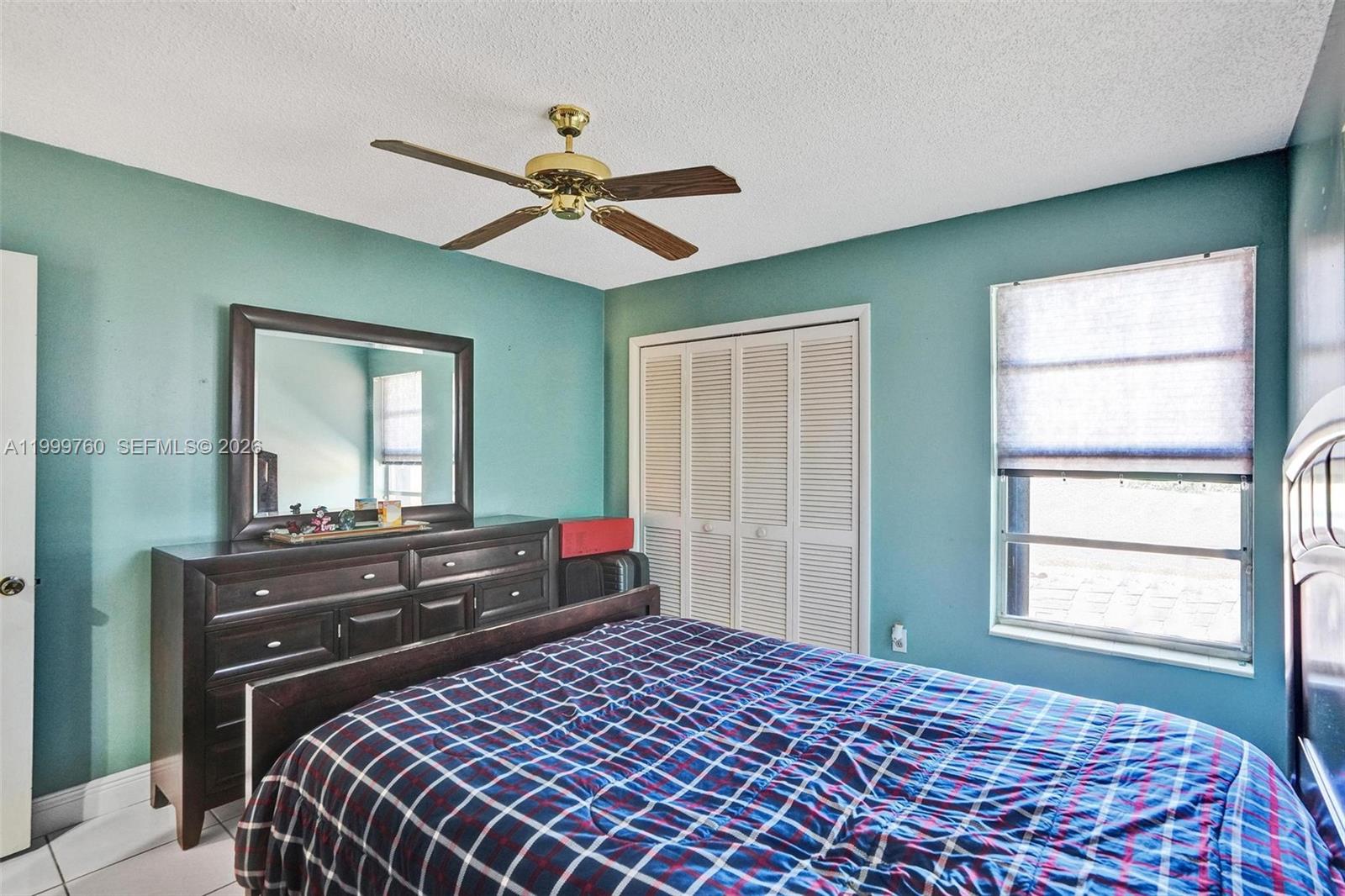 KENDALE LAKES WEST TOWNHO - Residential