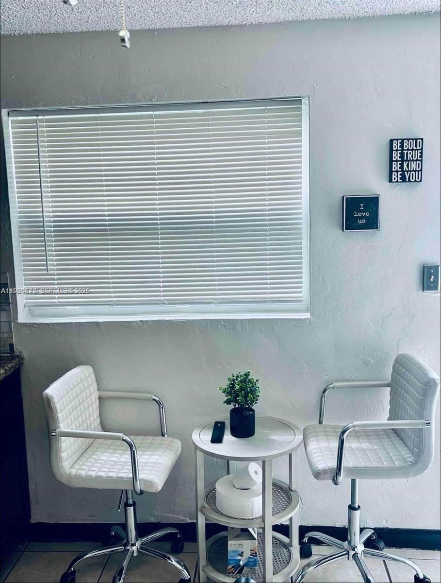 ARCH CREEKS ESTATES - Residential Income