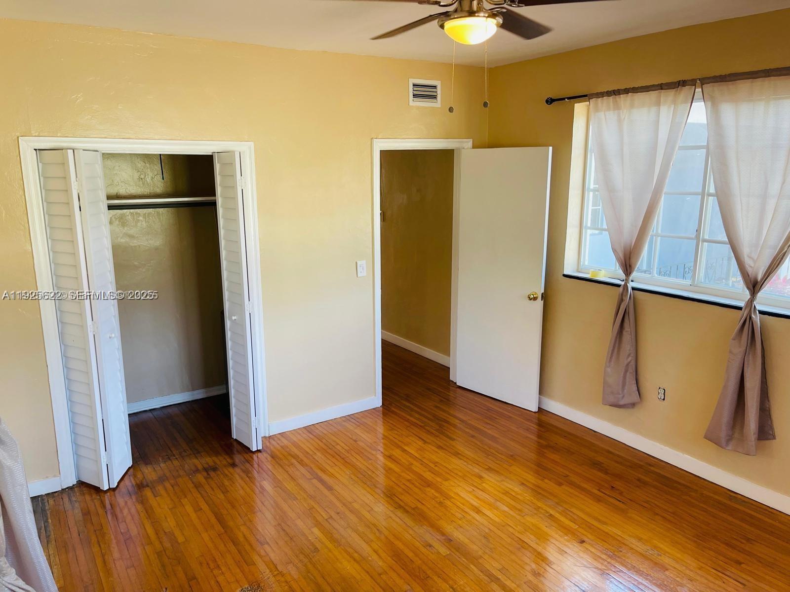 ARCH CREEKS ESTATES - Residential Income