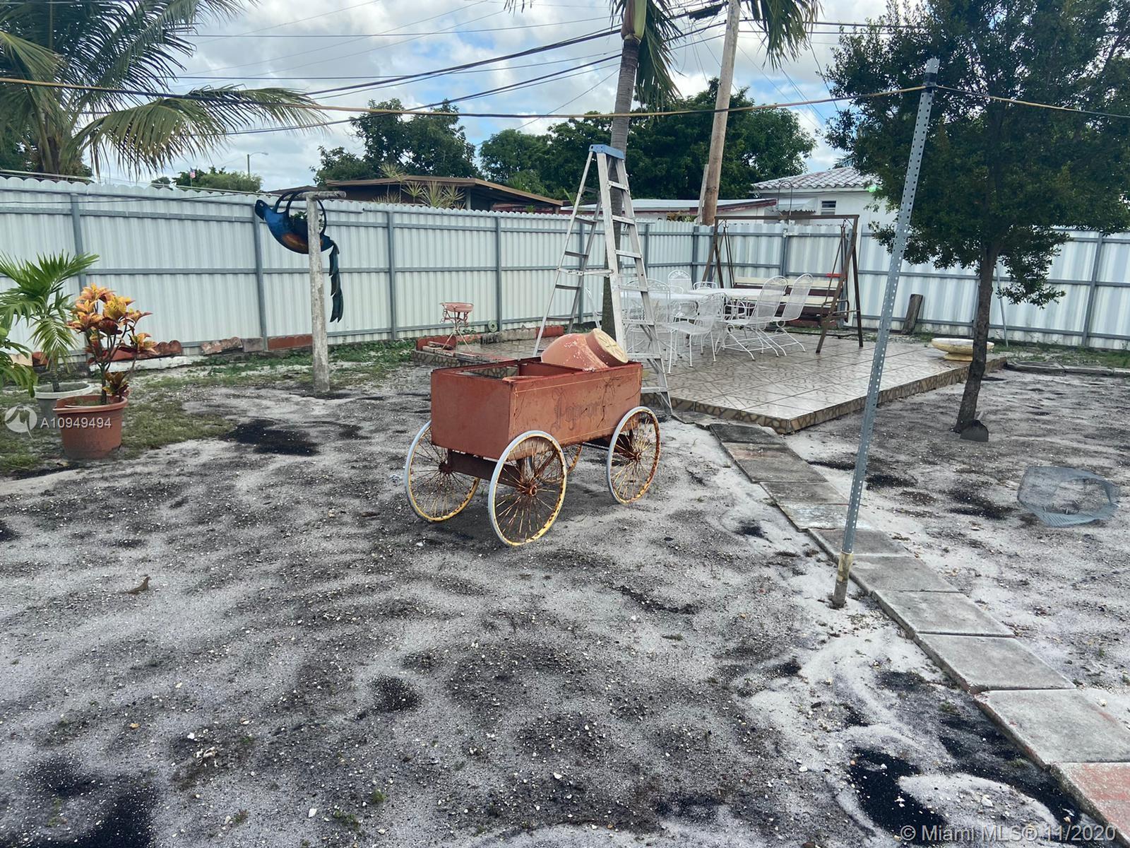 MOSERS ADDN TO HIALEAH - Residential