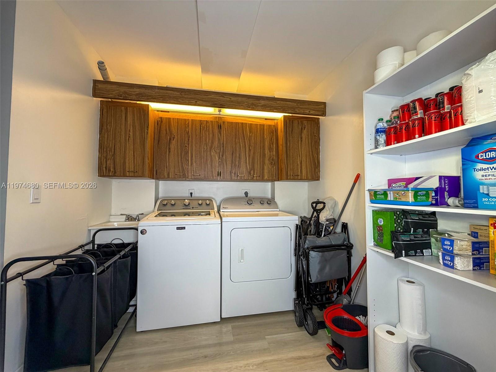 CONDO 24 OF WHITEHALL CON - Residential