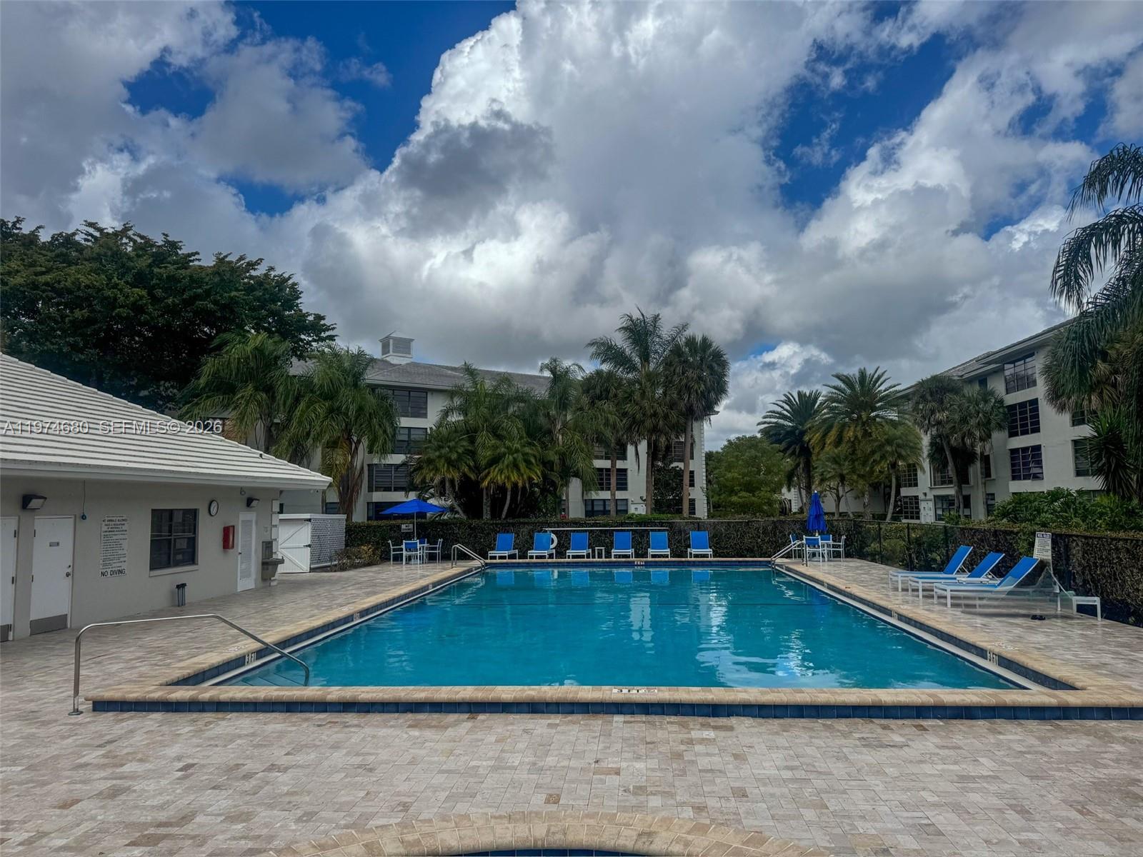 CONDO 24 OF WHITEHALL CON - Residential