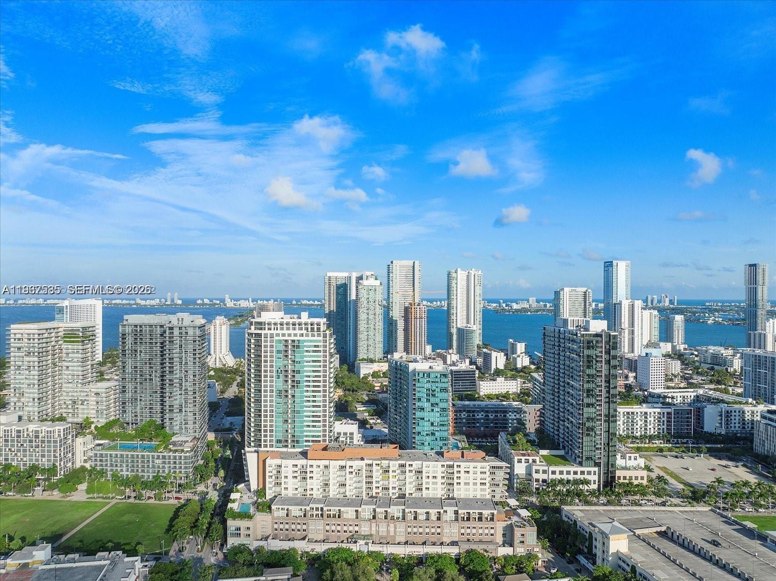 MIDBLOCK MIAMI CONDO - Residential Lease