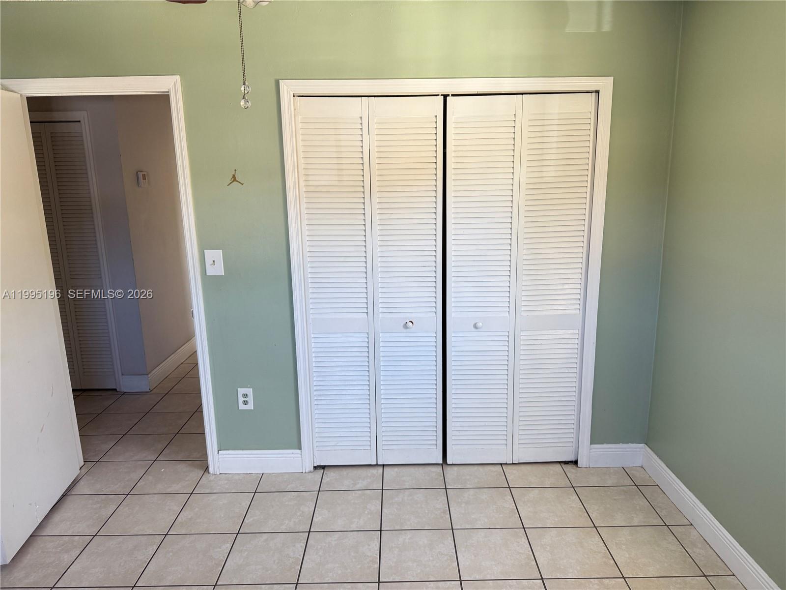 ESPANA VILLAS CONDO - Residential