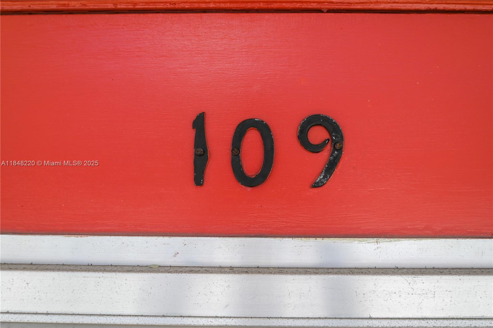 BRADLEY HALL CONDO - Residential