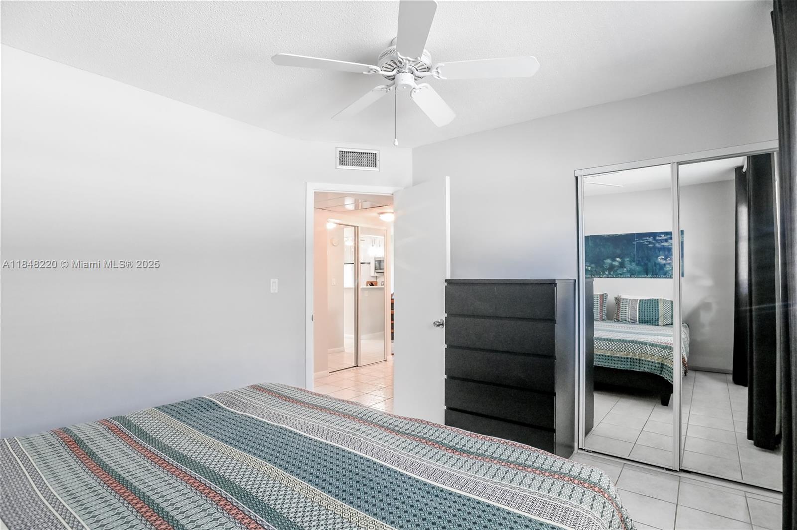 BRADLEY HALL CONDO - Residential