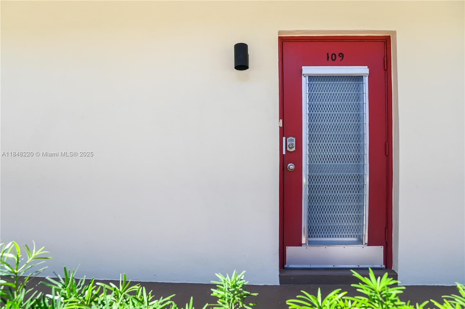 BRADLEY HALL CONDO - Residential