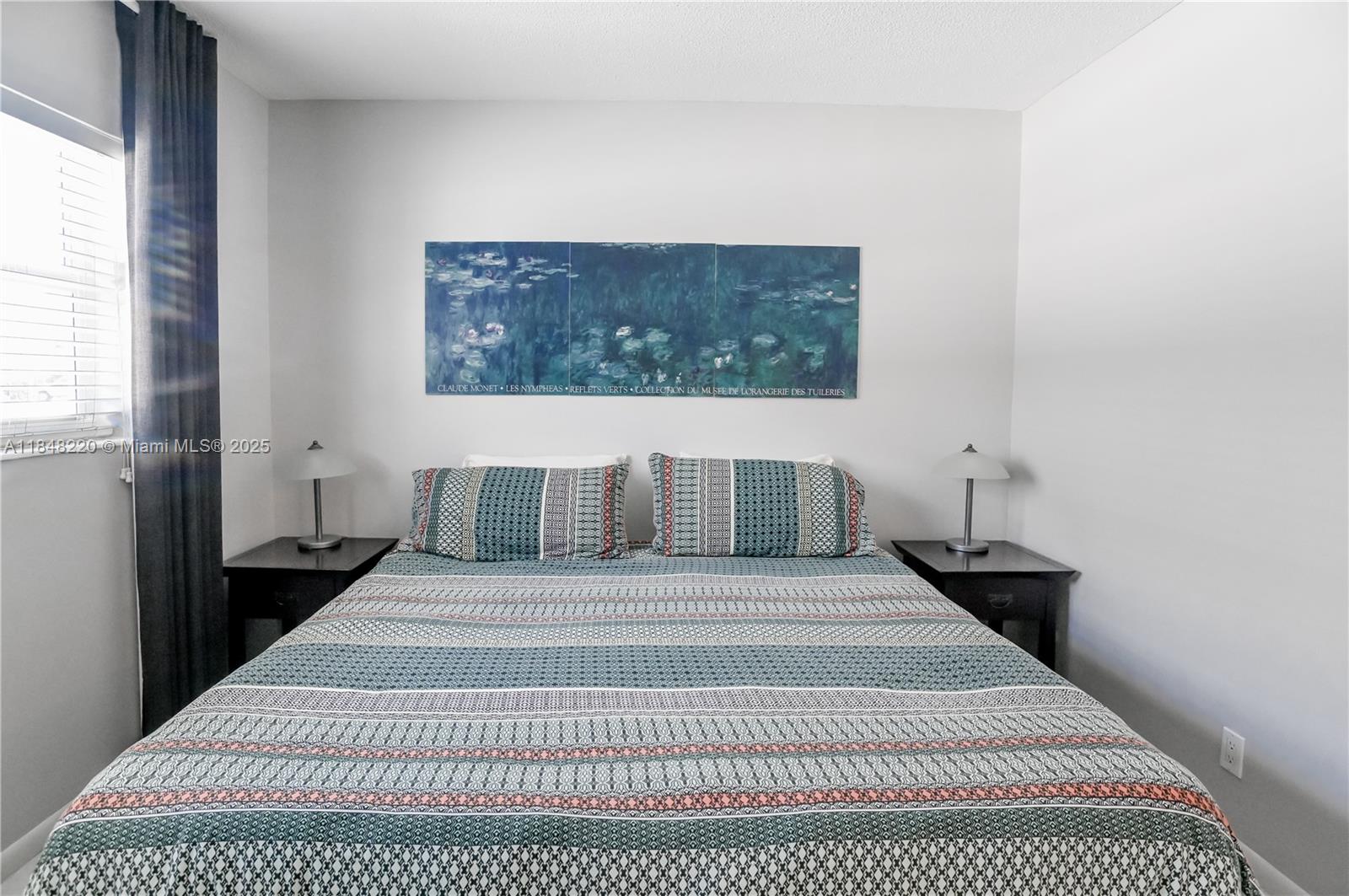 BRADLEY HALL CONDO - Residential