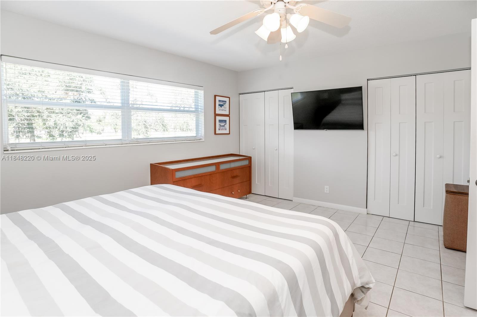 BRADLEY HALL CONDO - Residential