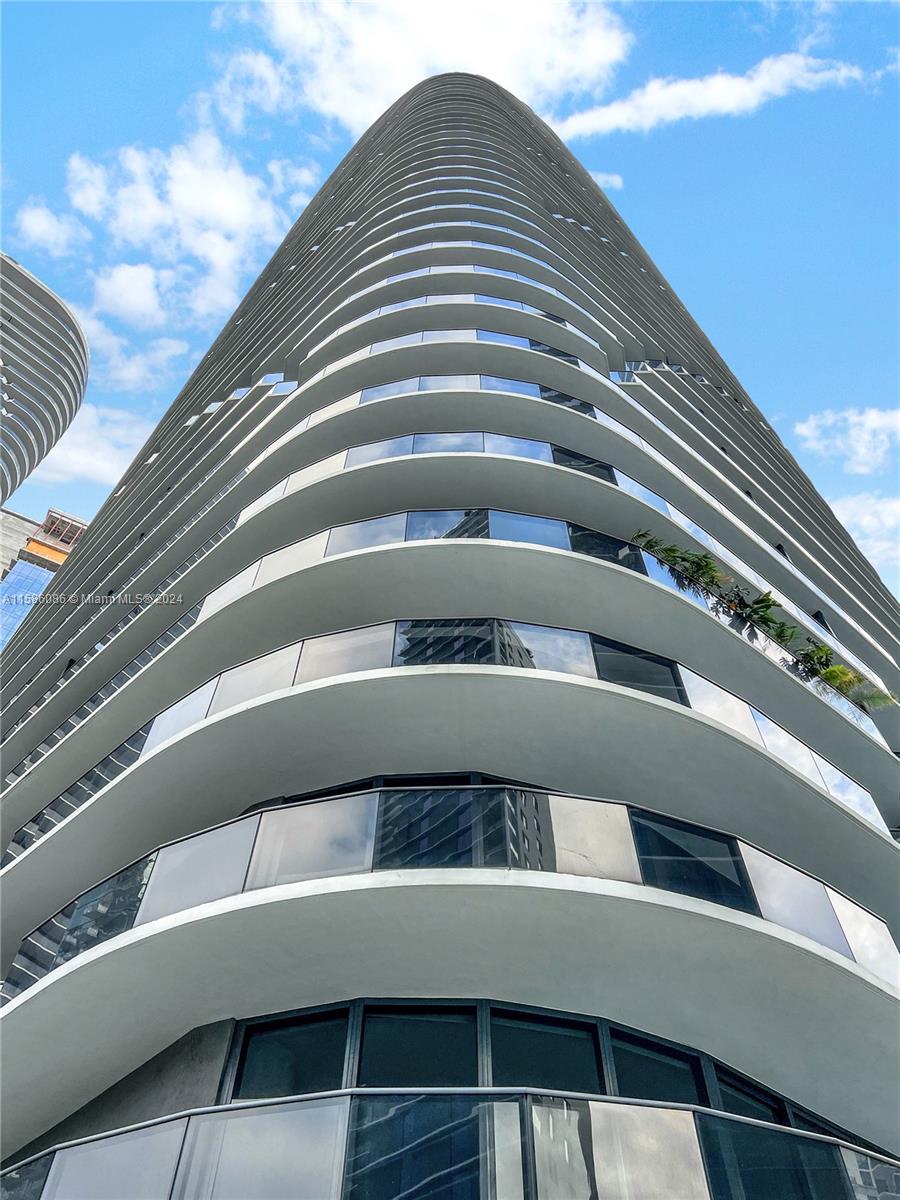 BRICKELL HEIGHTS WEST CON - Residential Lease