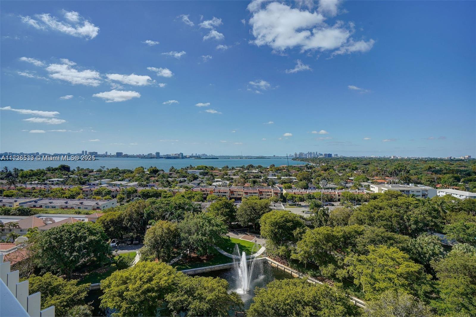 TOWERS OF QUAYSIDE CONDO - Residential