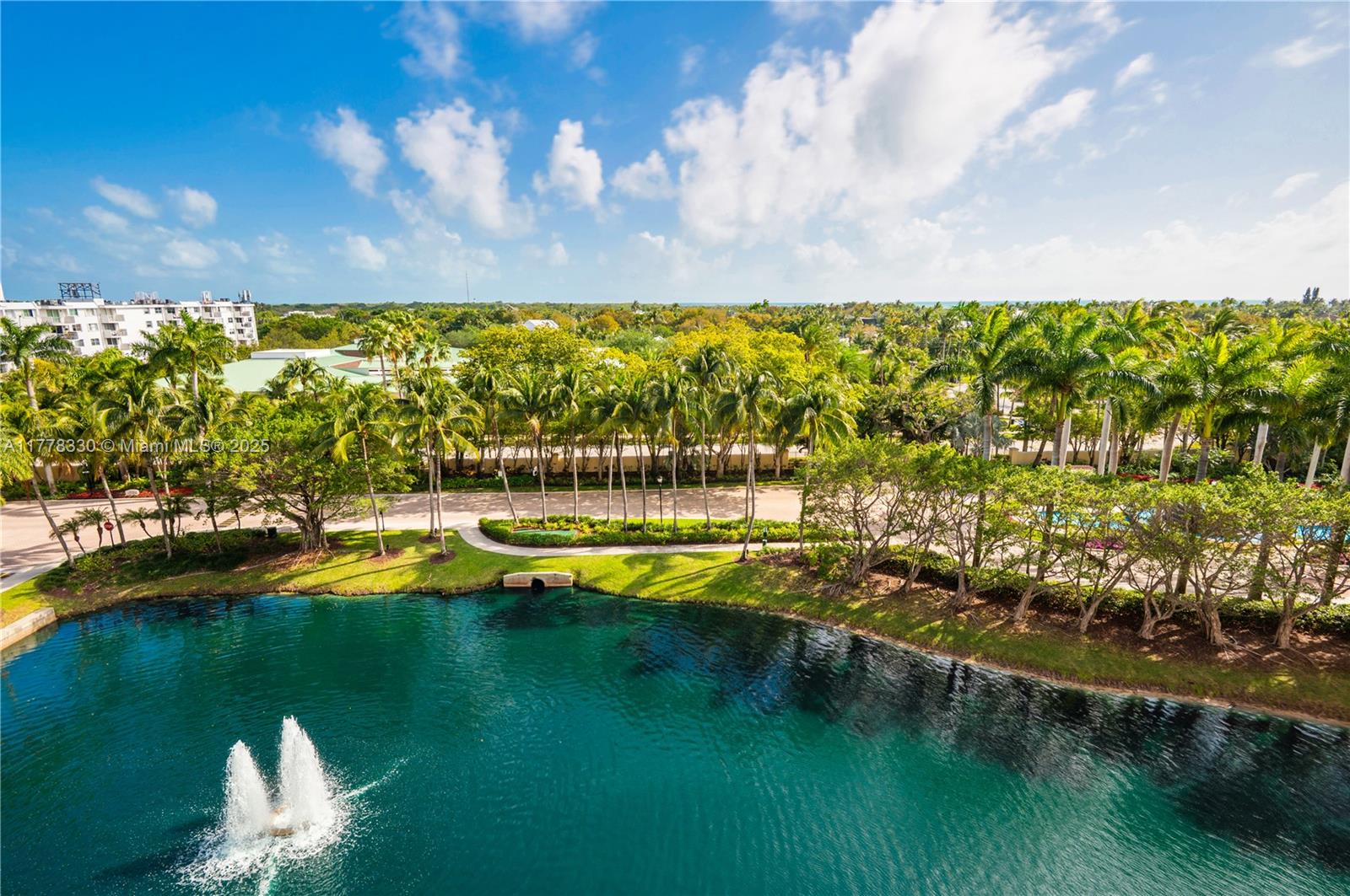 LAKE VILLA THREE CONDO - Residential Lease