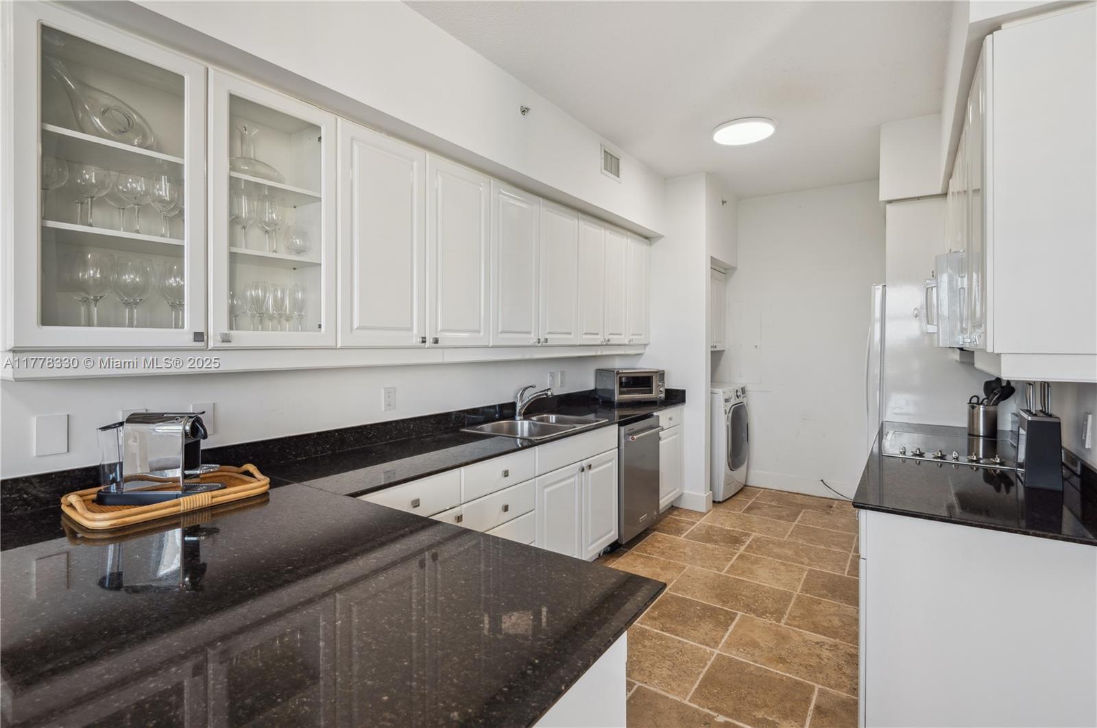 LAKE VILLA THREE CONDO - Residential Lease