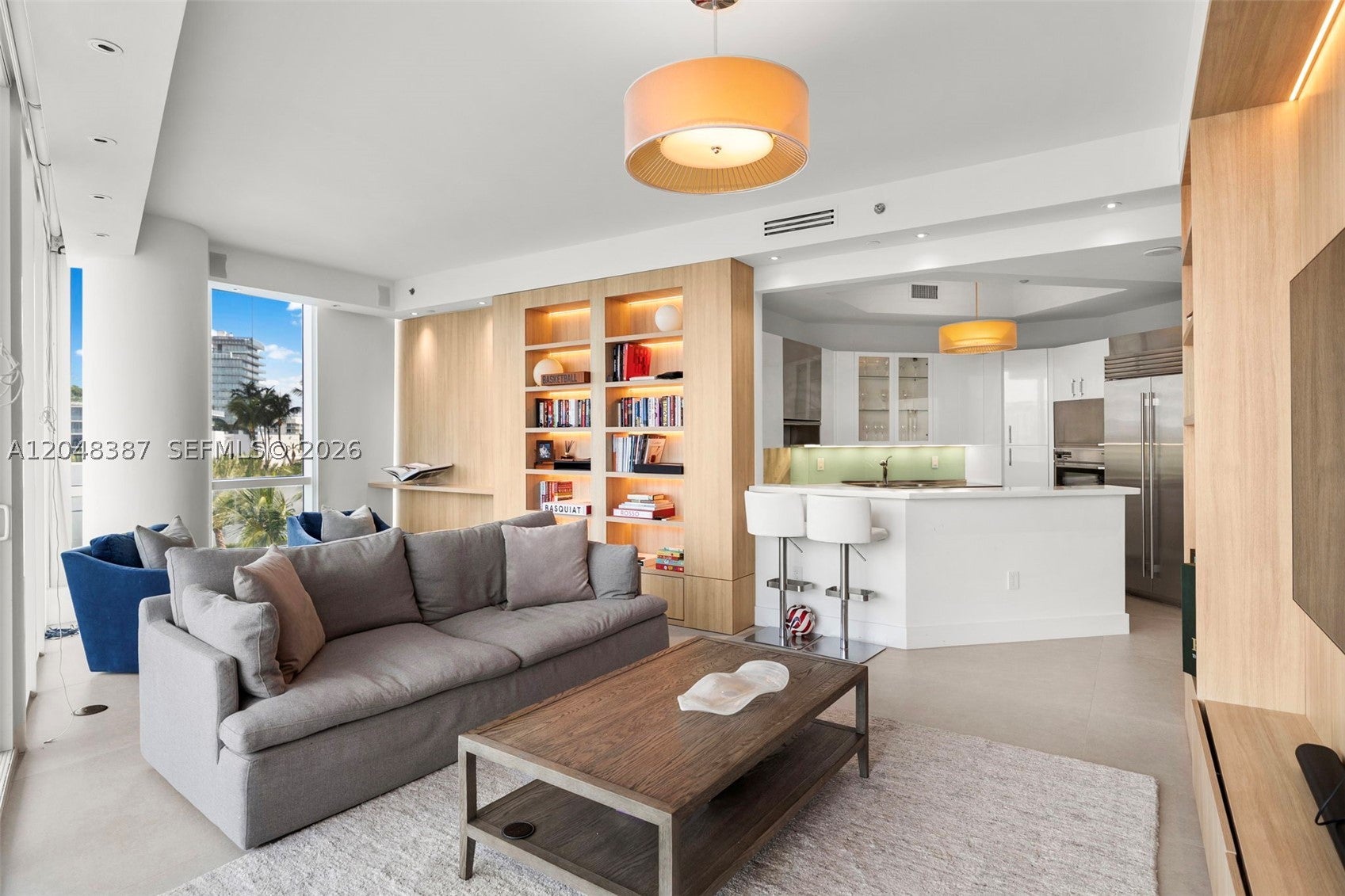 100 S Pointe Dr 501