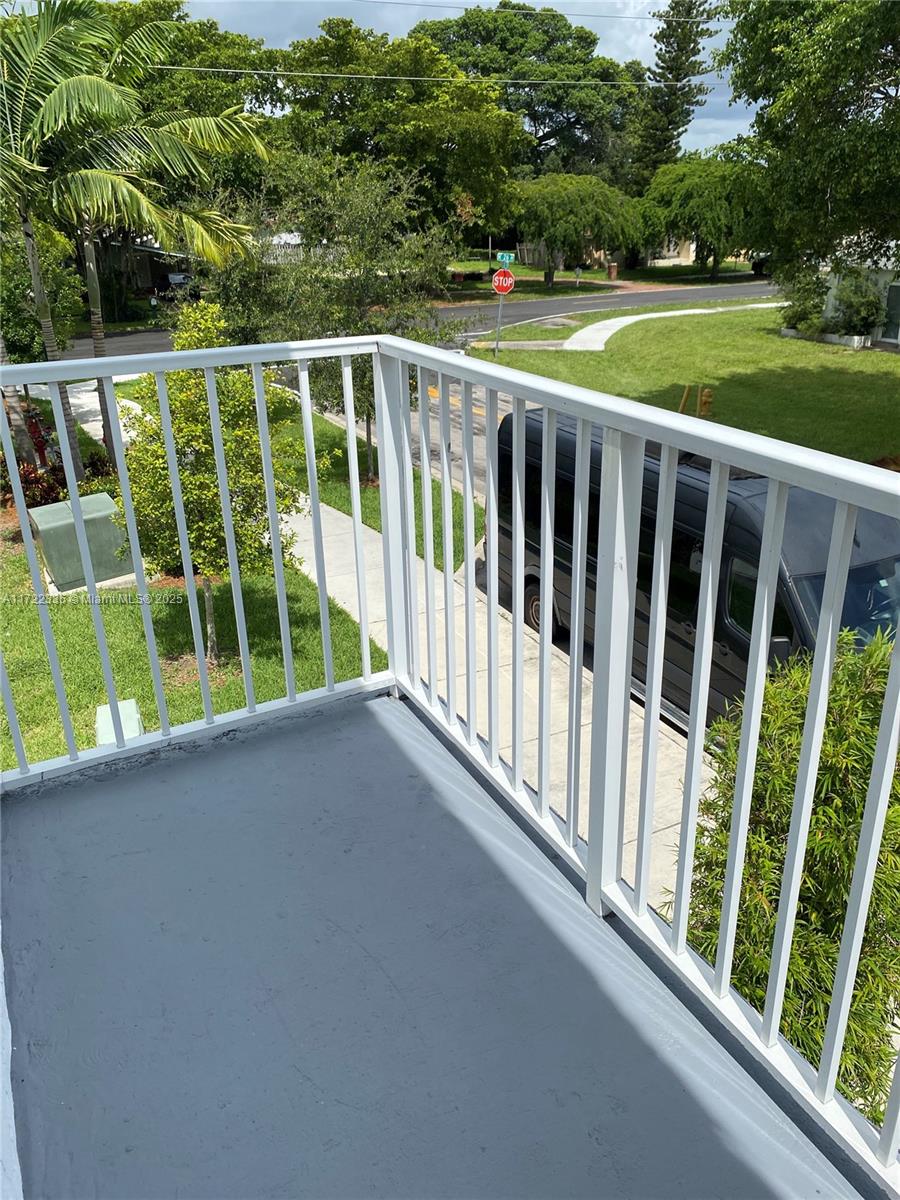 AVENTURA PLACE - Residential