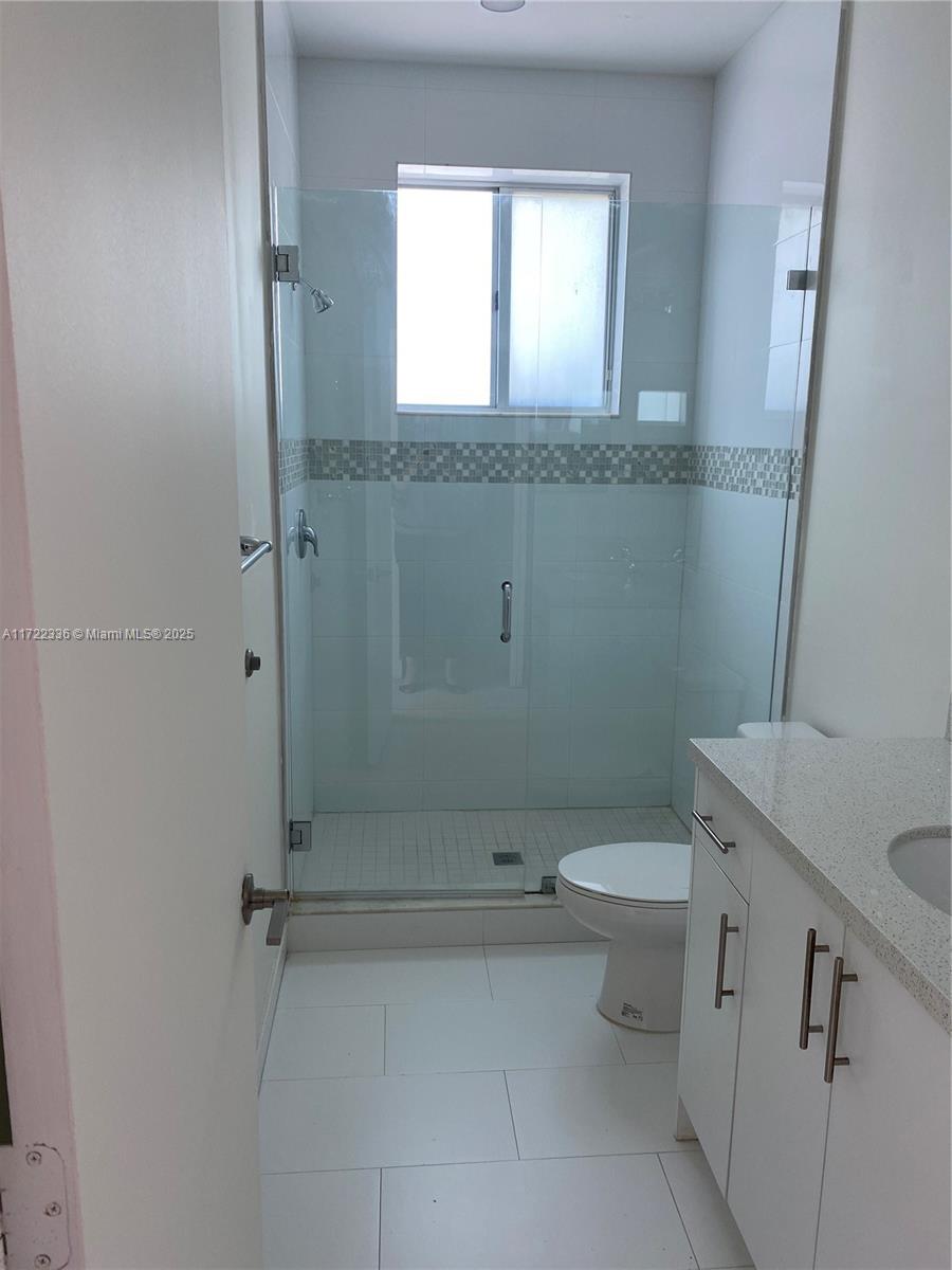 AVENTURA PLACE - Residential