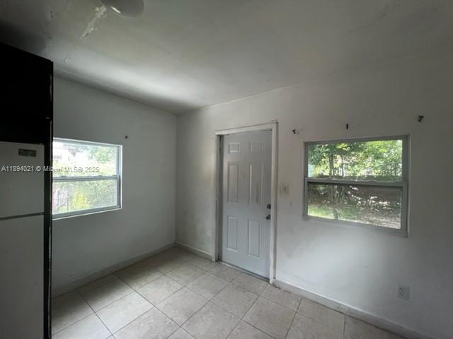 SEVENTH AVE PARK - Residential Lease