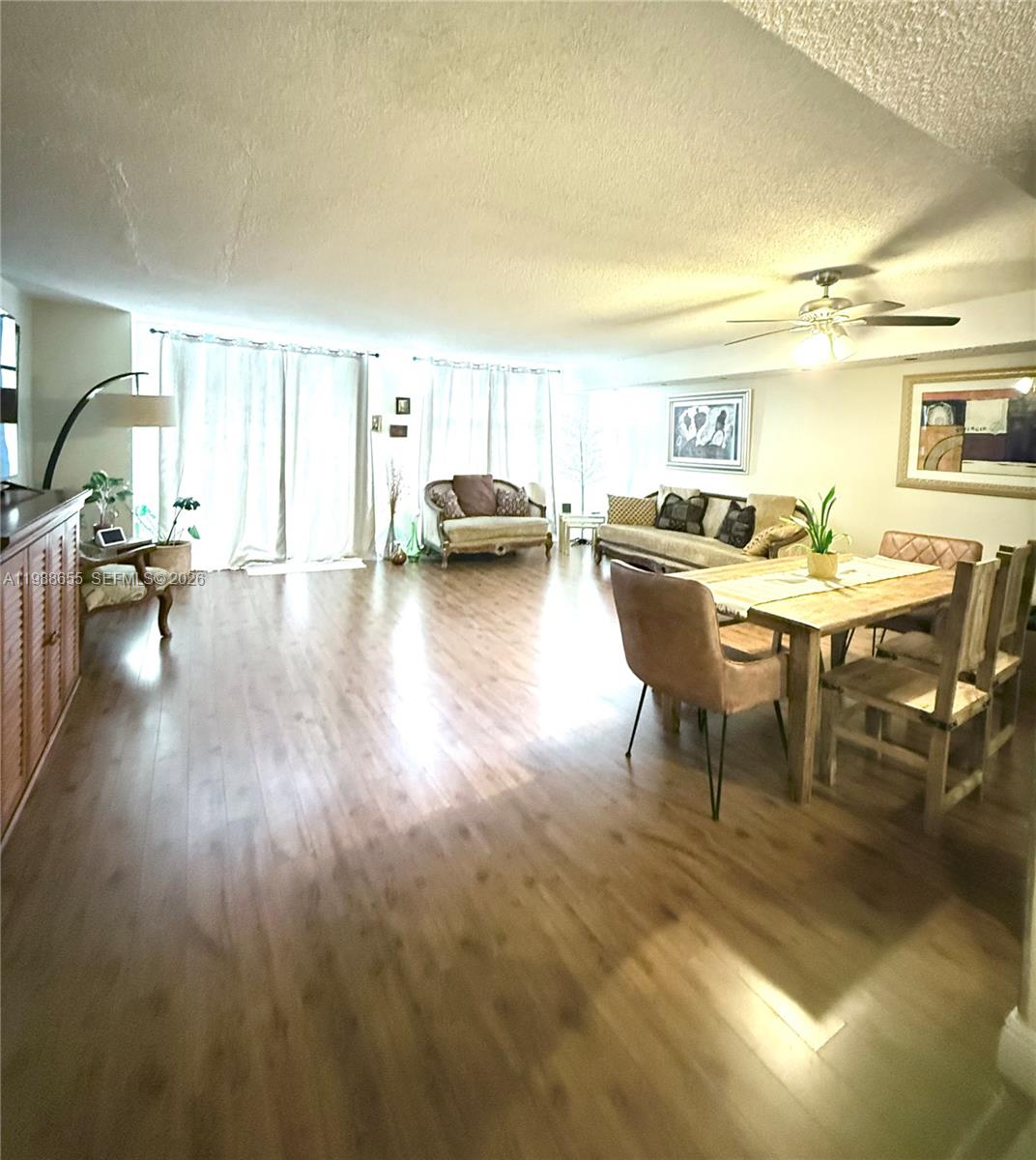 10000 PLAZA CONDO-NORTH T - Residential