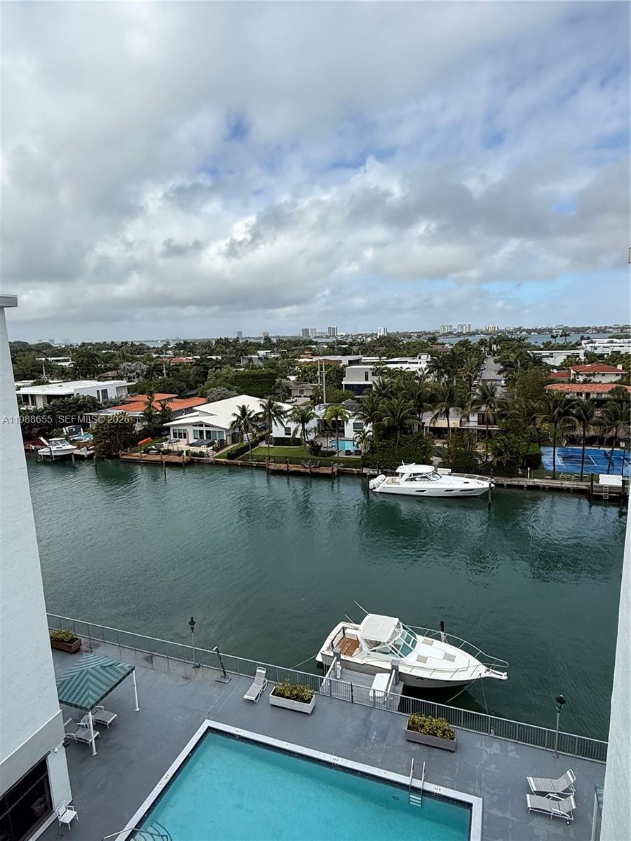 10000 PLAZA CONDO-NORTH T - Residential