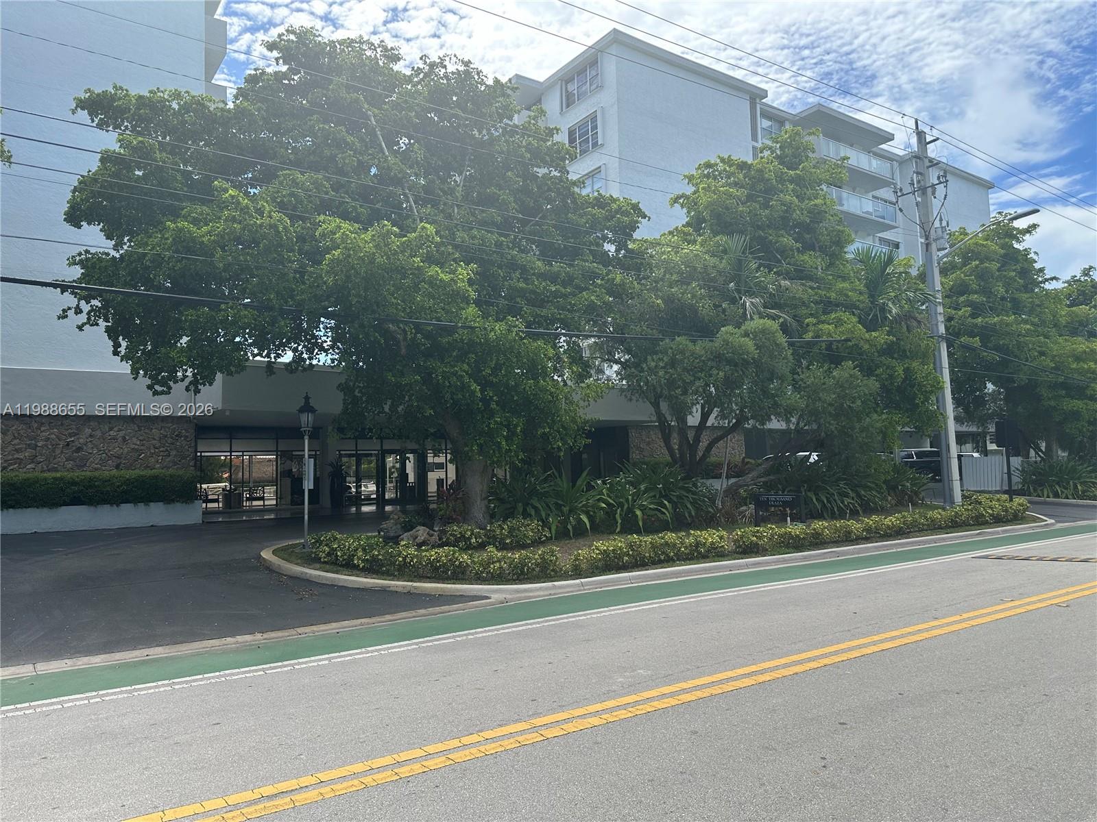 10000 W Bay Harbor Dr PH4