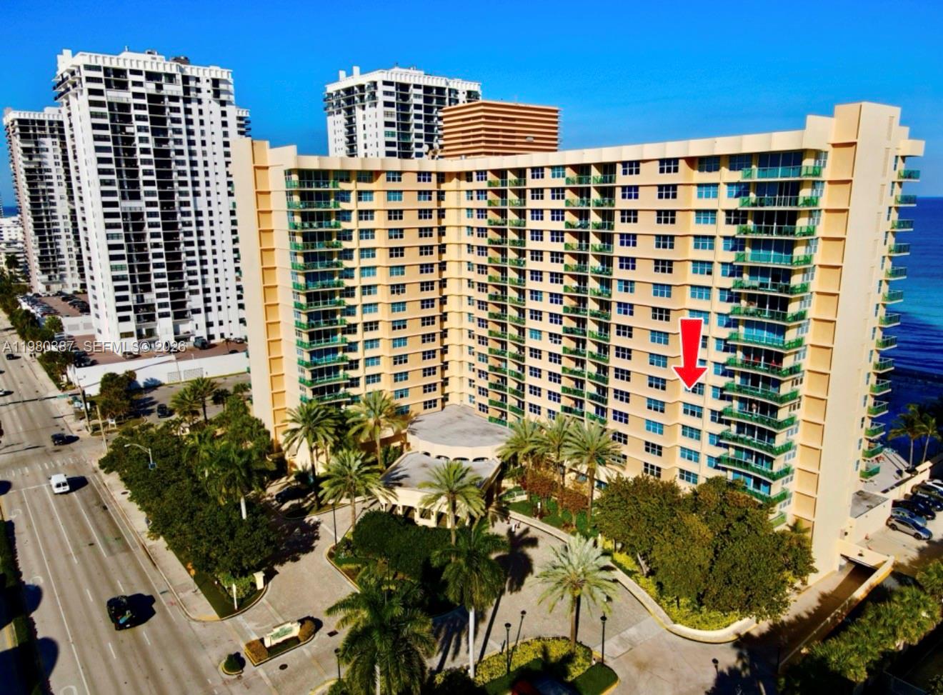 WAVE CONDO - Residential Lease