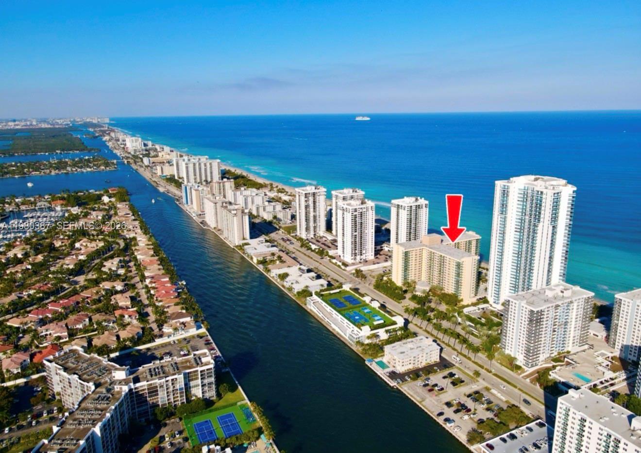 WAVE CONDO - Residential Lease