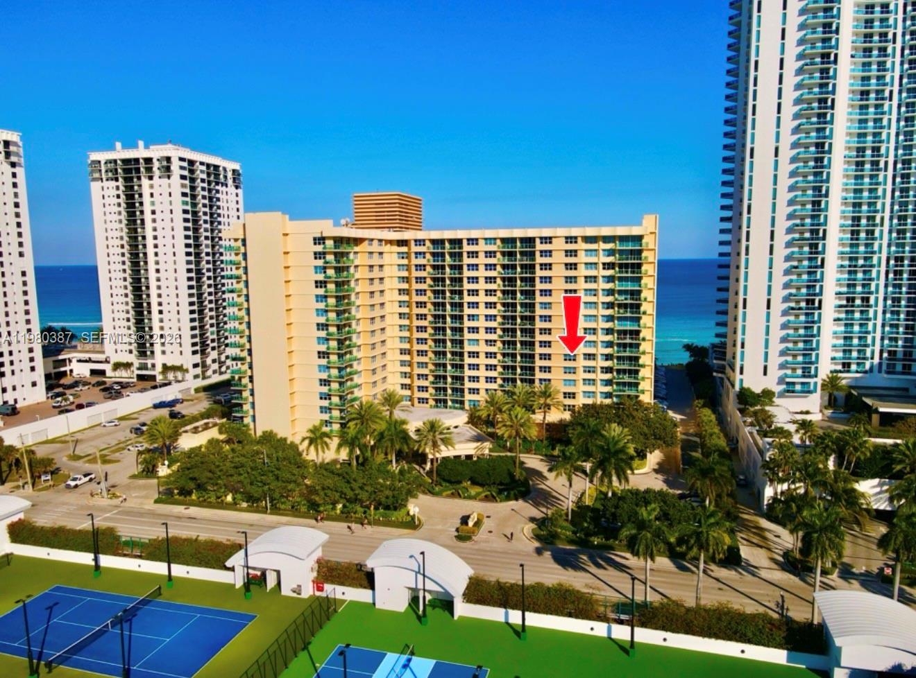 WAVE CONDO - Residential Lease