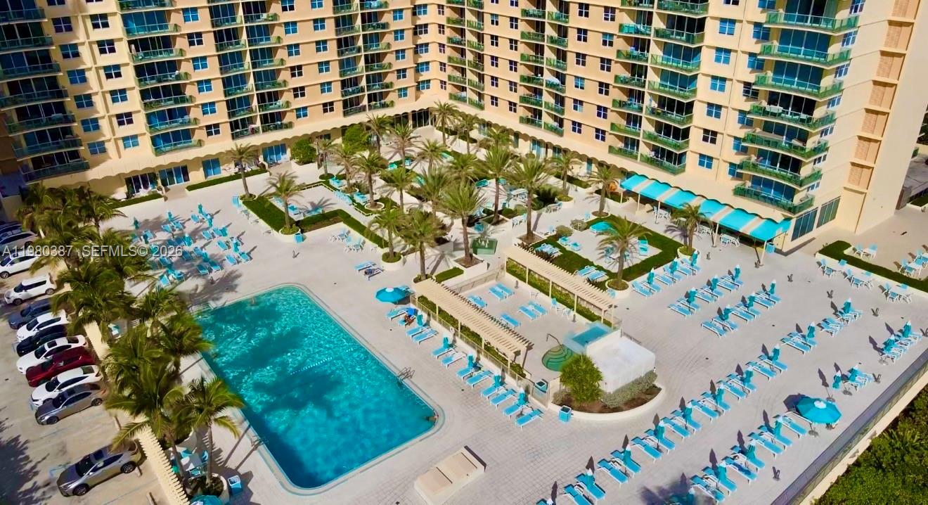 WAVE CONDO - Residential Lease