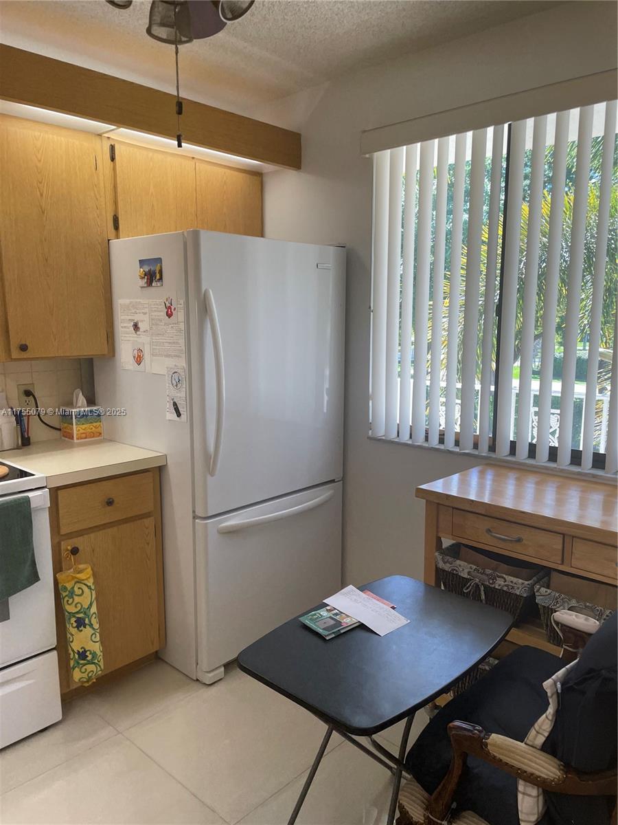 WHITEHALL CONDO AT CAMINO - Residential