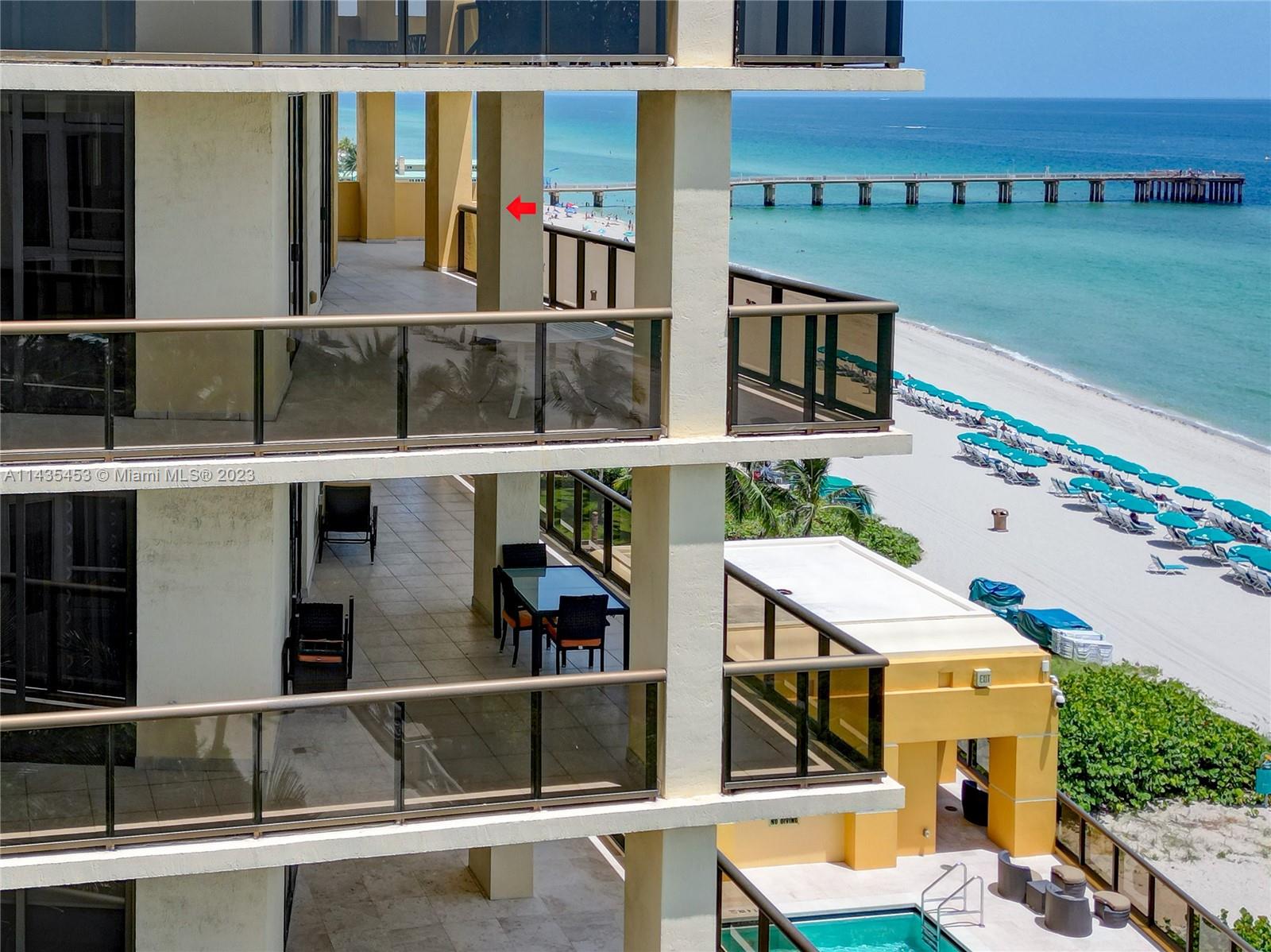 SAYAN CONDO - Residential