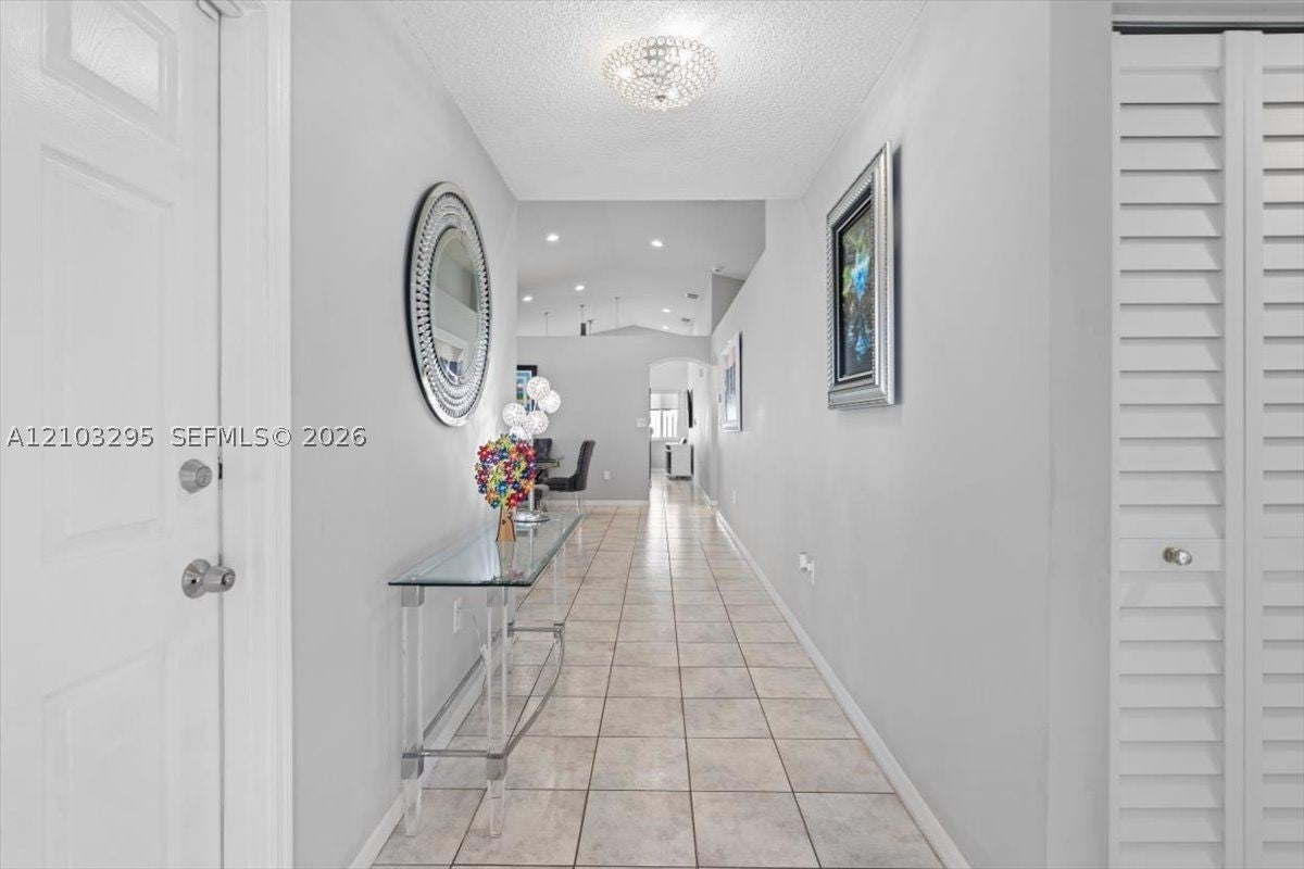 1010 NW 125th Ave