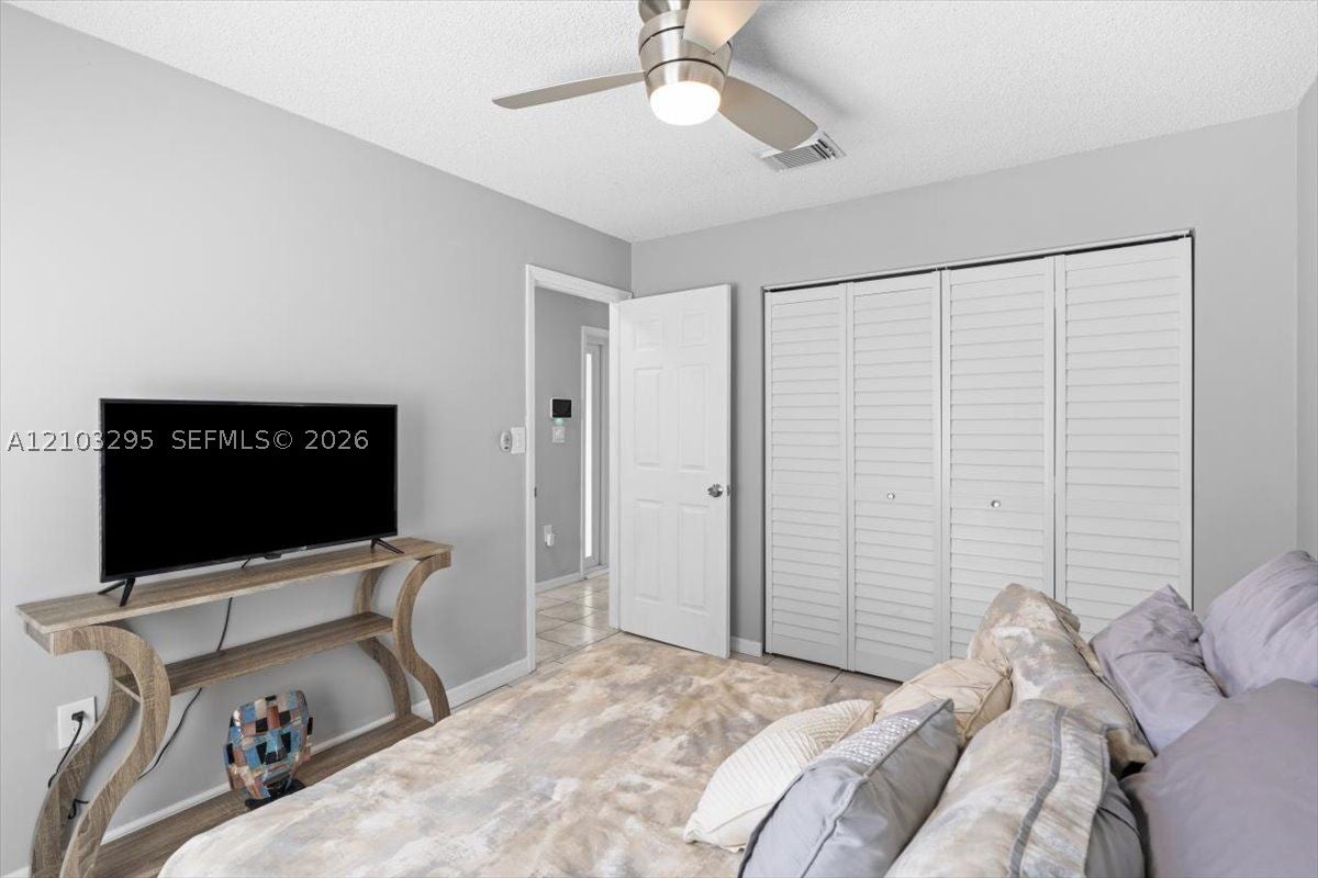 1010 NW 125th Ave