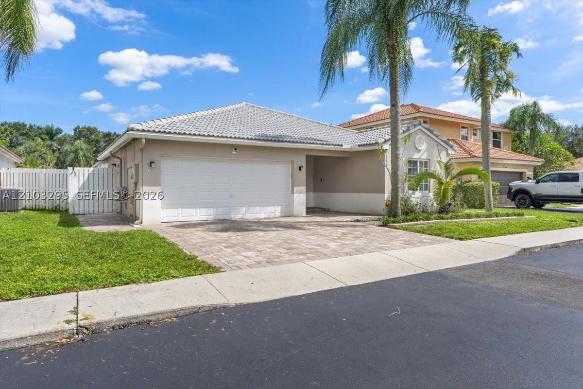 1010 NW 125th Ave