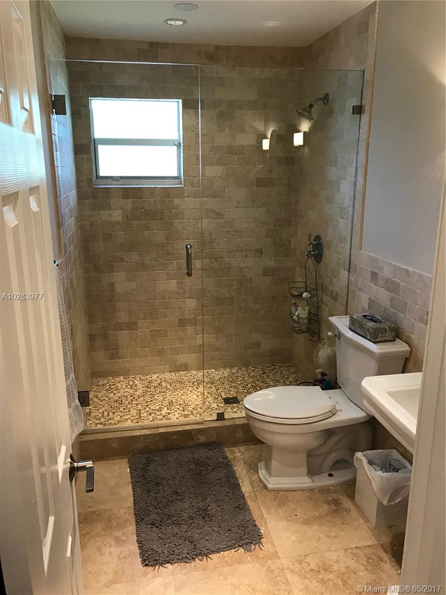 MARAL ESTS SEC 1 - Residential