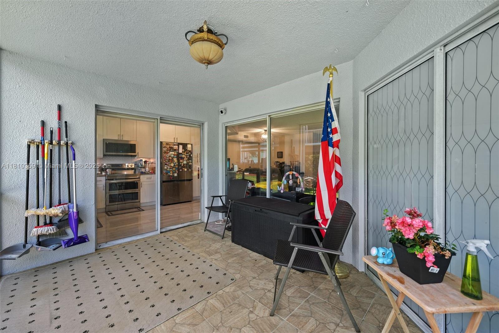 KEYS GATE CONDO NO ONE - Residential